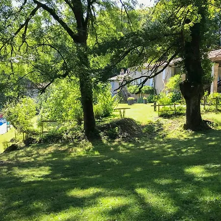 Old Surrounded By Nature In Sidobre Casa de Férias Burlats