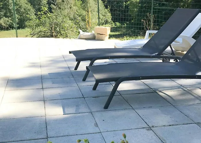 Old Surrounded By Nature In Sidobre * Burlats