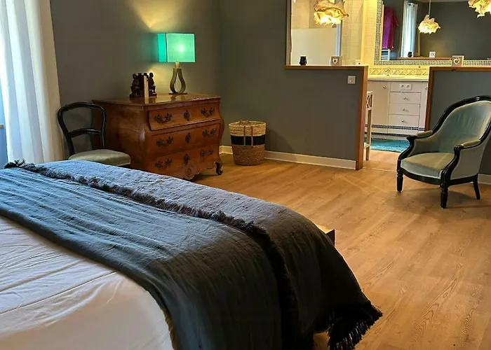 Holiday home Old Surrounded By Nature In Sidobre *